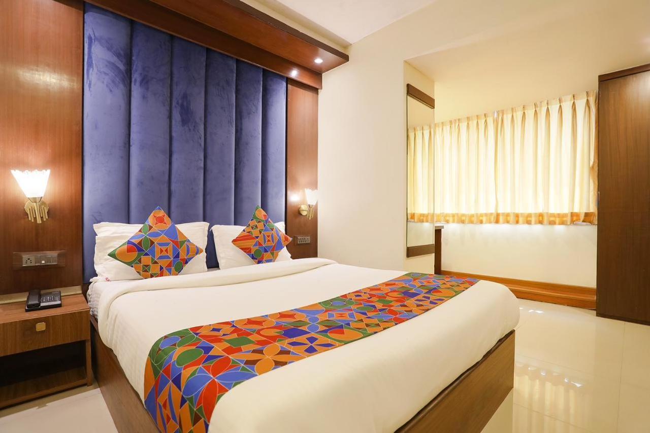 Hotel Rio Bombay Esterno foto